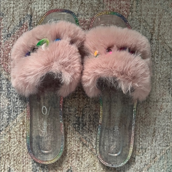 Cozy Blush Furry Sandals with Rainbow Accents - Picture 1 of 2